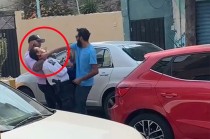 #Video: Conductor le aplica “llave china” a policía de #Texcoco y lo manda a dormir