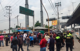 Amenazan con paralizar autopista México-Querétaro por desbordamiento de presa El Ángulo