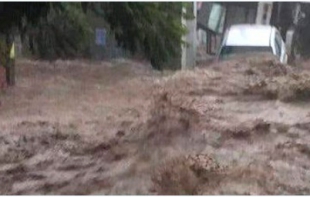 Dos muertos y 10 heridos por inundación en Chimalhuacán