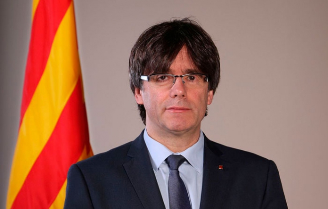 Puigdemont, presidente de la Generalitat, comparecerá el martes en el Parlamento