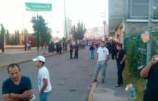 Se enfrentan transportistas y  golpeadores de la CTC en Texcoco; hay 30 detenidos