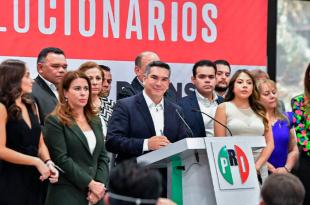 Alejandro Moreno negó que estos cambios respondan a presiones al interior de su partido para dejar su cargo.