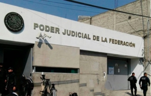 Resguardan Centro de Justicia por audiencia de ex gobernador Borge