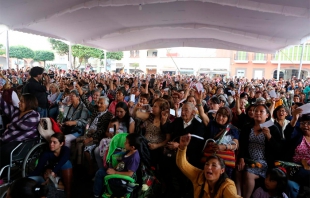 Honra Metepec a las mamás con gran celebración