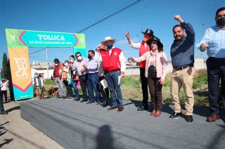Alcalde de #Toluca inicio construcción de colector pluvial Jicaltepec Autopan