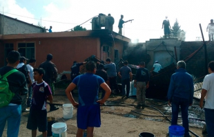 Explota vivienda donde almacenaban gasolina, en Texcoco; hay tres heridos