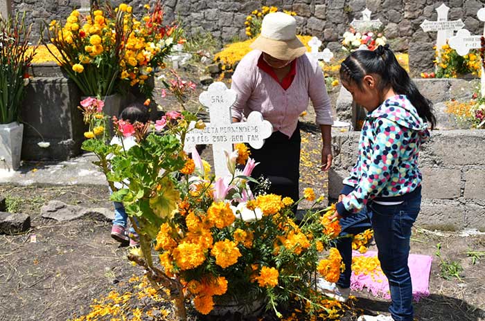 costumbres otomies difuntos