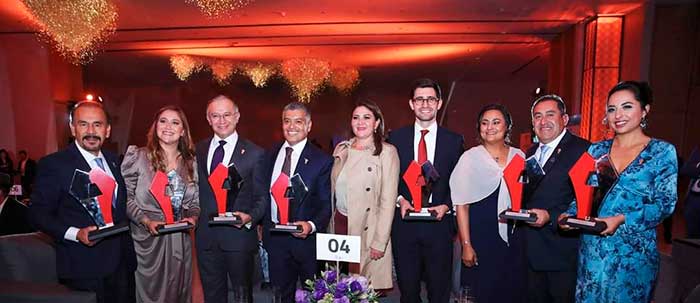 premio alcalde toluca raymundo martinez
