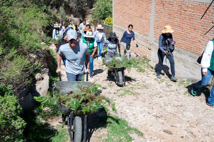 pvem agua delfina gomez 