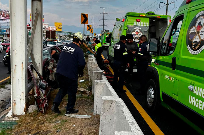 choque puente san mateo atenco renault clio