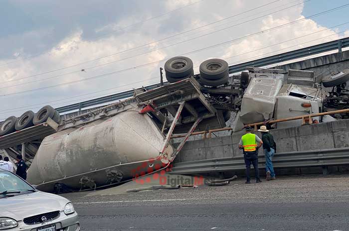 brutal choque camion carretera mexico toluca