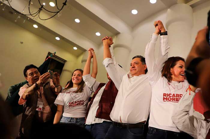 celebra triunfo Ricardo moreno bastida presidente toluca