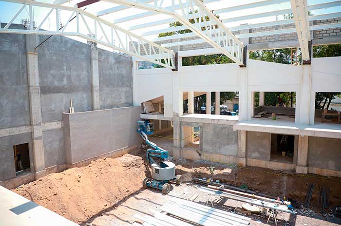 construccion alberca semi olimpica valle bravo