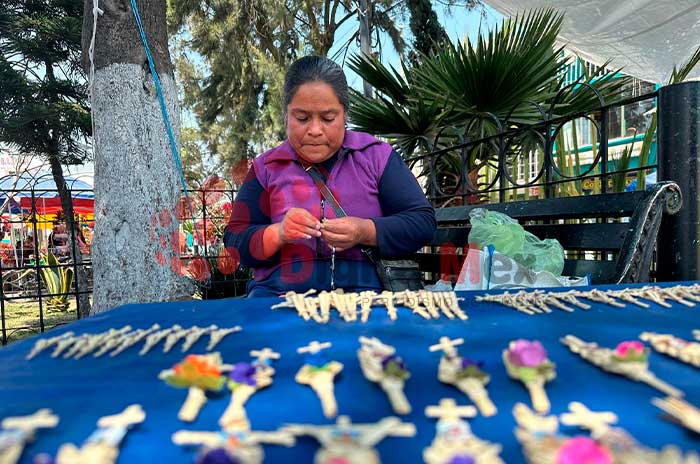 01 venta palmas mujeres semana santa