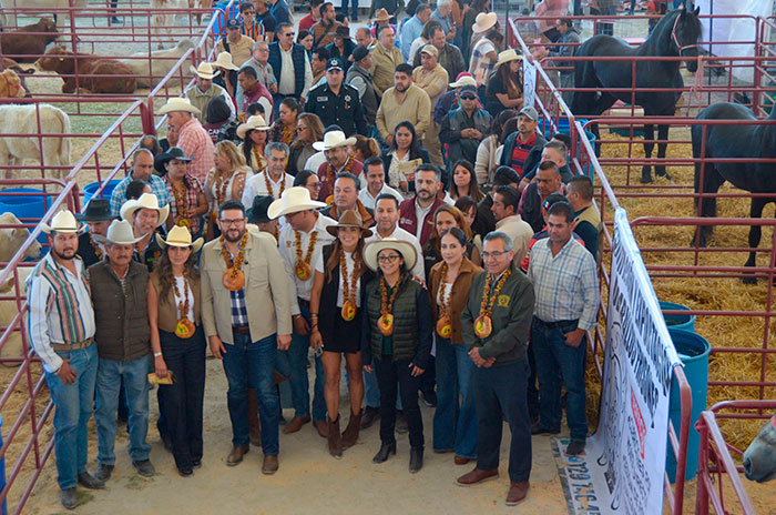 Primera Feria Agropecuaria de Almoloya de Juárez