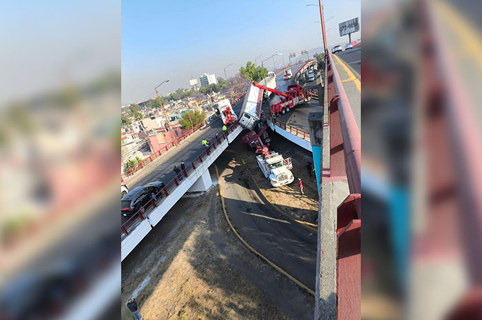 trailer accidente tlalnepantla