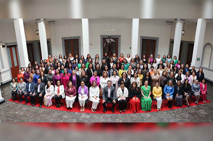 mujeres juzgadoras uno