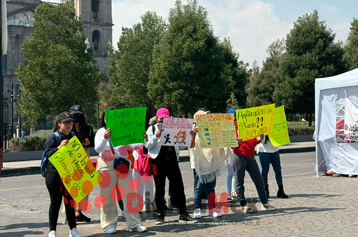 protesta maestros normalista toluca