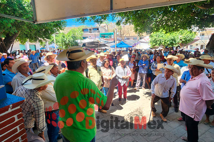 San Juan Acatitlán habitantes