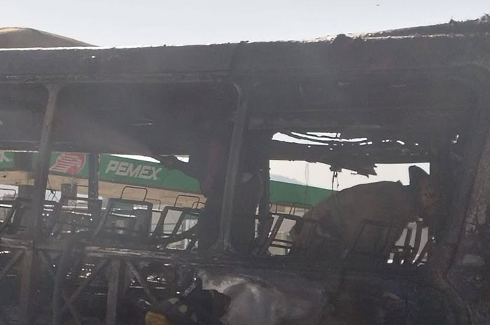 autobus incendiado