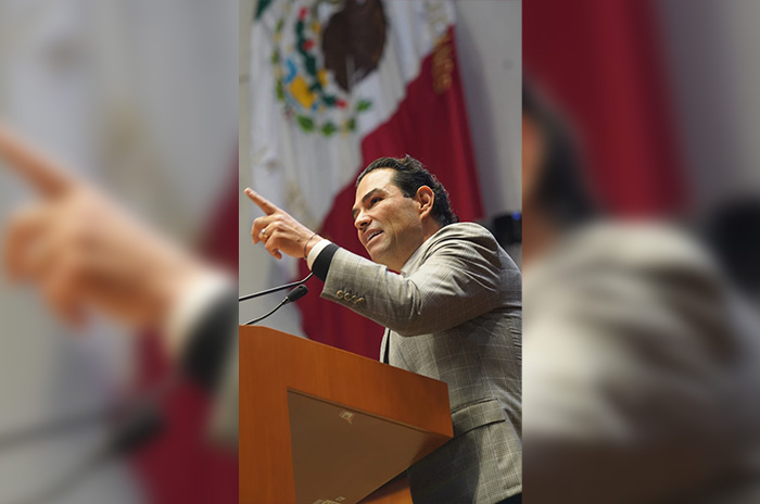 enrique vargas 4