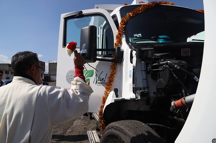 camion bendecido