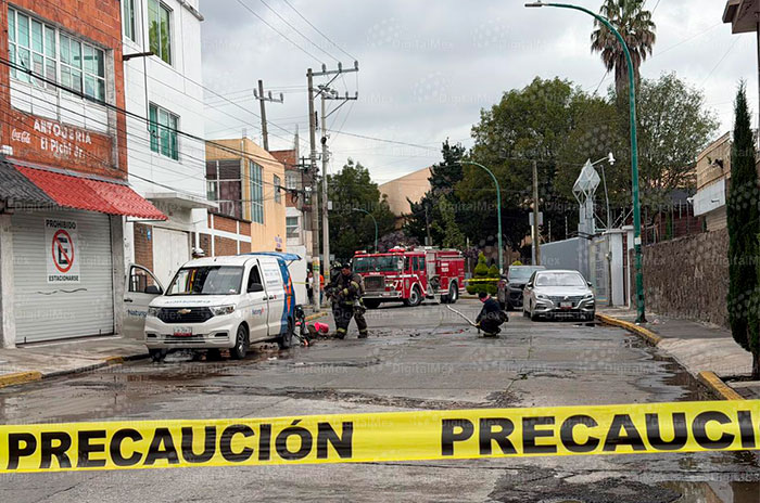 evacuan alumnos 2