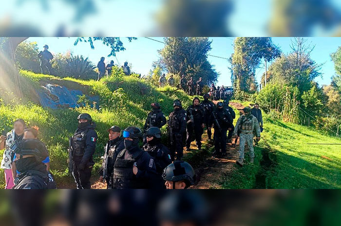 policias