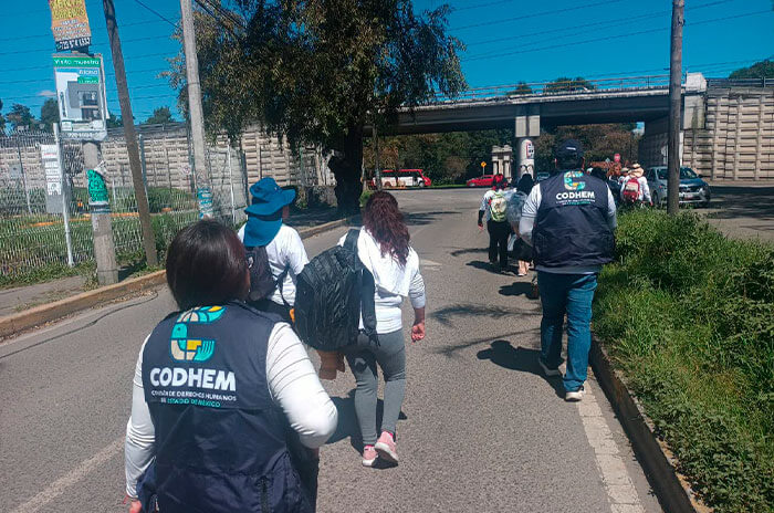 acompañan 1