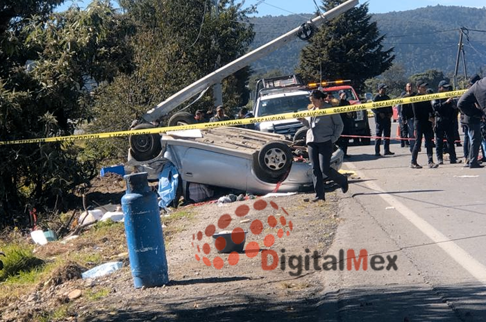 Accidente deja tres mujeres muertas dos de ellas niñas en la Toluca Tenango 2