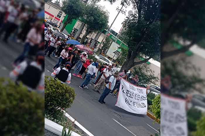Alerta_Más_de_400_maestros_del_Edoméx_marchan_al_centro_de_Toluca_2.jpg
