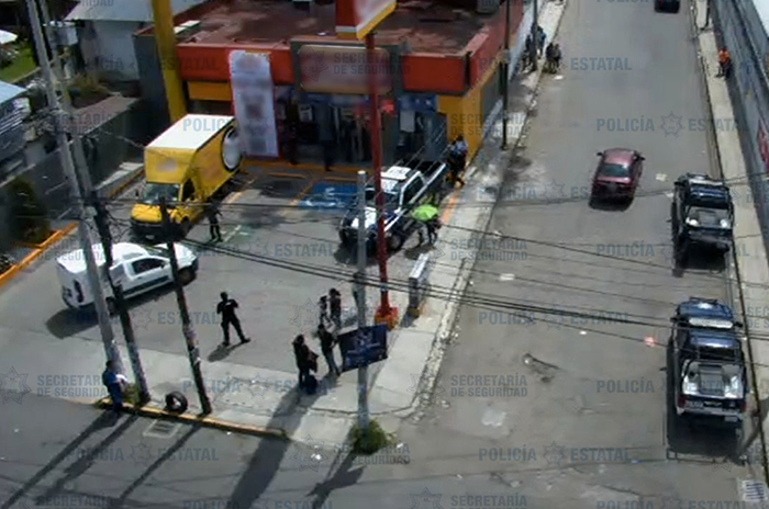 Asaltaron un Oxxo en Zinacantepec ya fueron detenidos 2