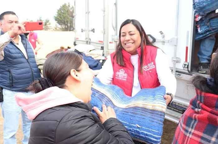 Ayuda_Lerma_a_enfrentar_el_invierno_con_Cobijatón_6.jpg