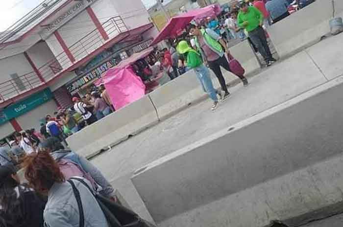 Balacera_deja_dos_muertos_y_una_niña_herida_en_pleno_centro_de_Chalco_2.jpg