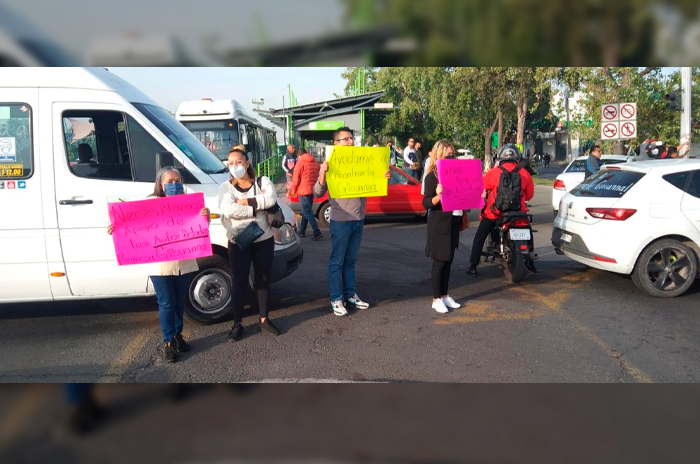 Bloquearon avenida central en Ecatepec exigen encontrar a Angélica de 12 años 2
