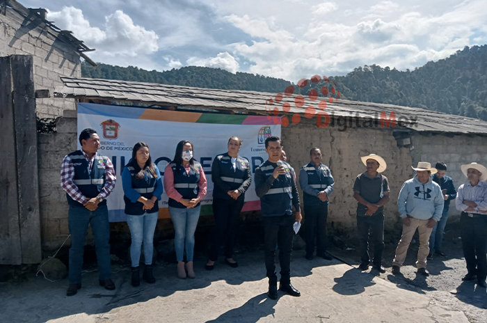 Carlos González Berra continúa con pavimento de caminos en Temascaltepec 2