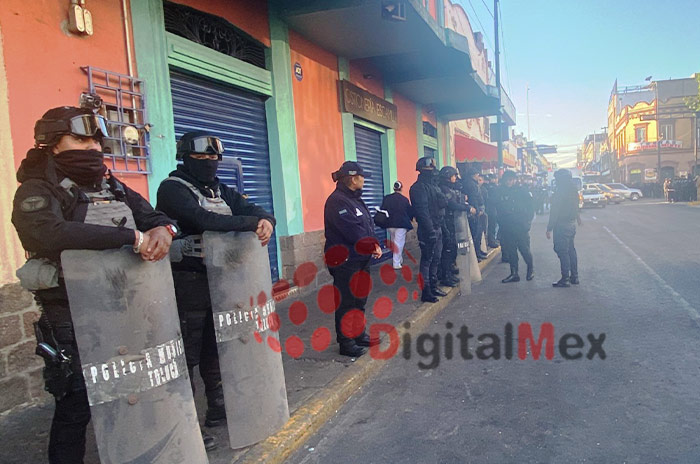 Despliegan_operativo_contra_ambulantes_en_Toluca_2.jpg