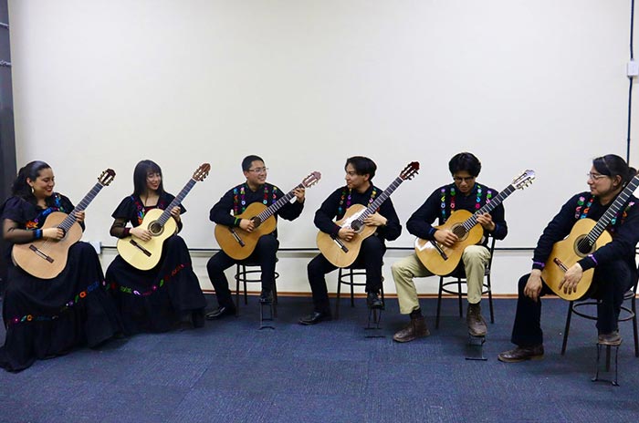 Disfruta_de_la_Orquesta_Mexicana_de_Guitarras_proyecto_100_mexiquense.jpg