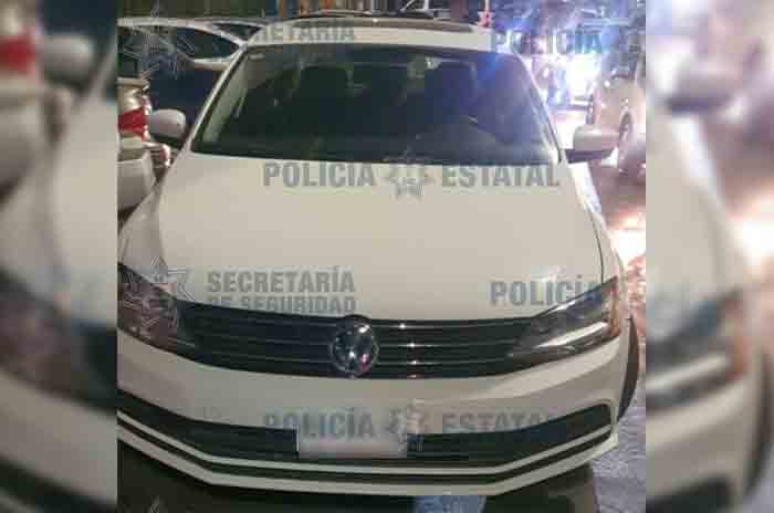 Dos-detenidos-y-un-auto-asegurado-podría-estar-vinculado-en-al-menos-13-carpetas-de-investigación.jpg