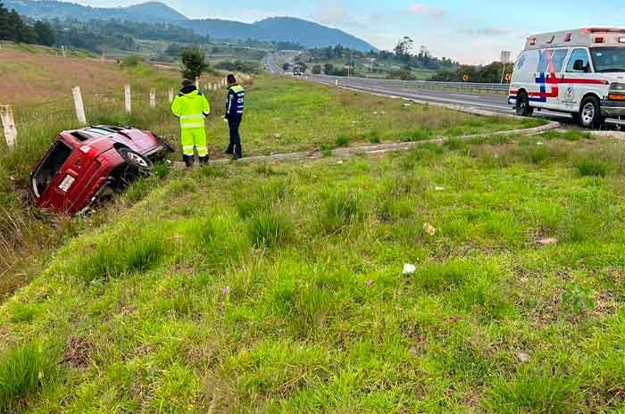 Dos_accidentes_viales_en_Atlacomulco_iban_a_exceso_de_velocidad_2.jpg