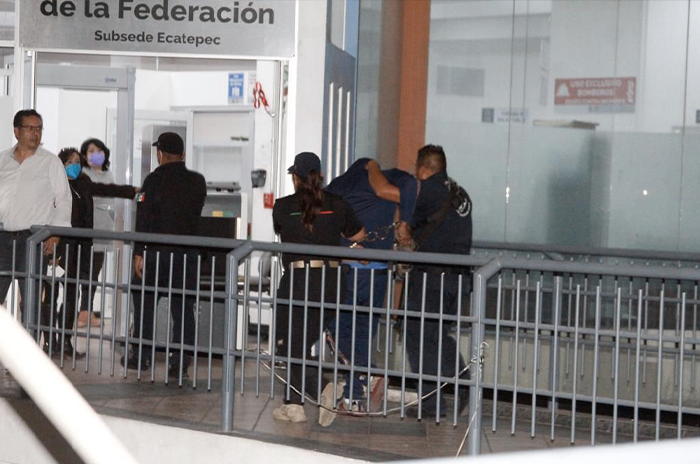 Ecatepec Detienen a traficantes de personas tenían 23 migrantes retenidos 2