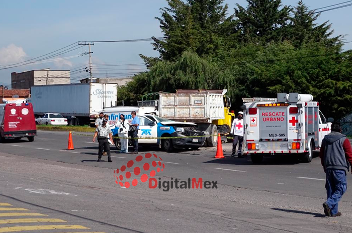 Empleado de Telmex pierde la vida tras choque sobre Calzada del Pacífico 2