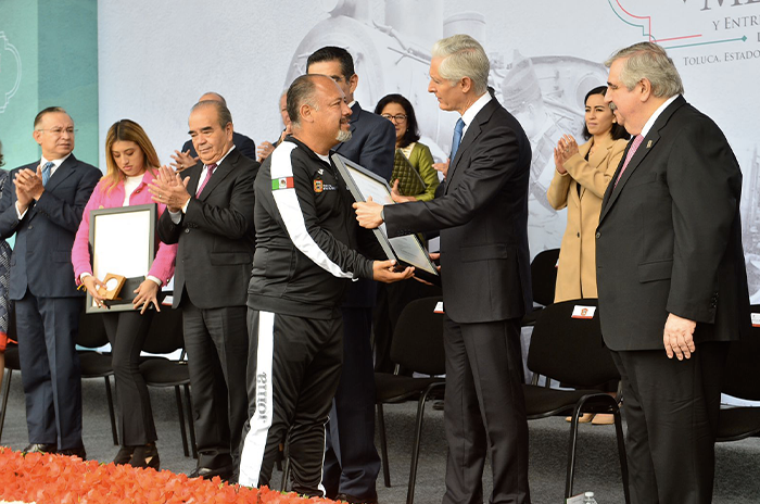 Entrega Alfredo Del Mazo Premio Estatal del Deporte 2022 2
