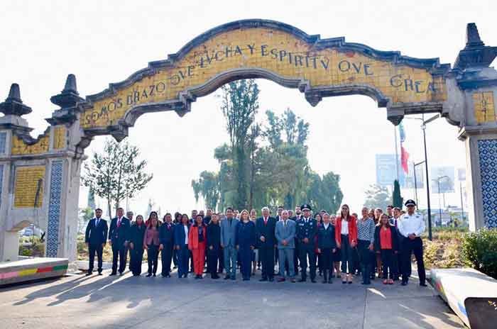 Entregan-renovación-de-la-Plaza-Panamericana-en-San-Mateo-Atenco3.jpg