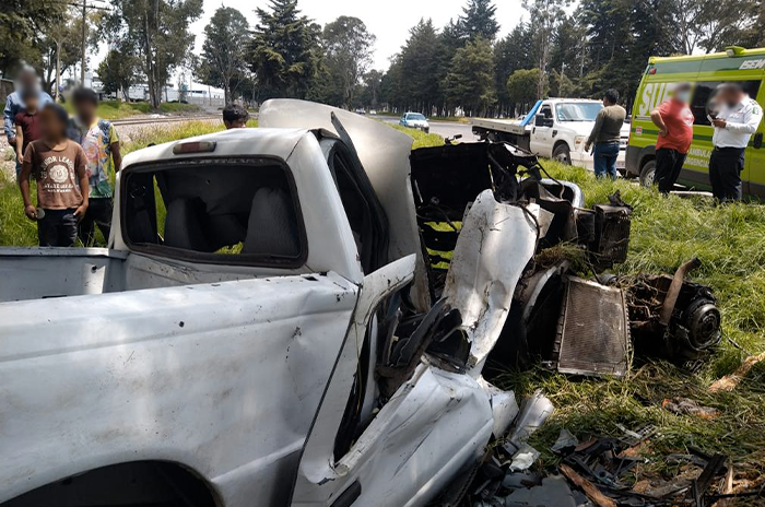 Fuerte accidente deja un lesionado sobre la Toluca Palmillas 2