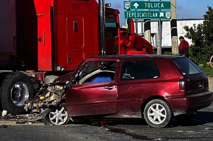 Fuerte_accidente_en_la_Toluca-Naucalpan_deja_un_muerto_2.jpg