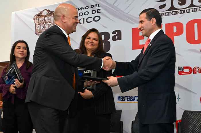 Impulsa_Toluca_la_industria_automotriz_destacan_en_Expo_ADARAC_2024_2.jpg