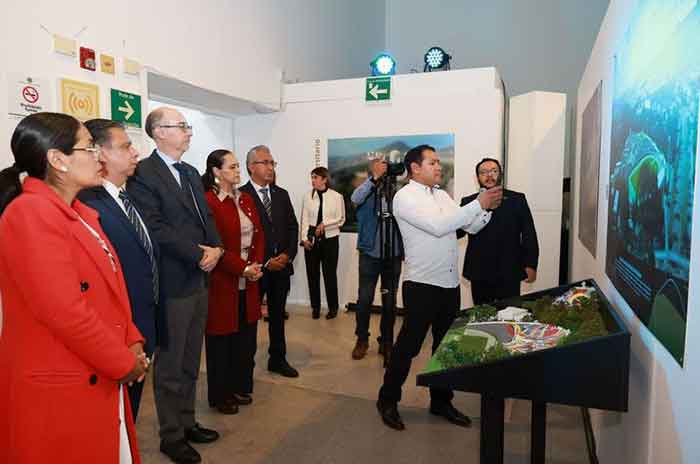 Inaugura-UAEMéx-exposición-fotográfica-60-años-de-Ciudad-Universitaria-2.jpg