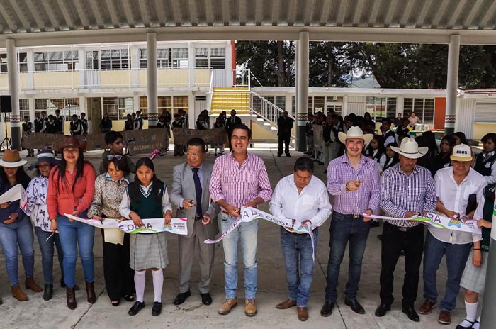 Inversión_récord_en_educación_en_AlmoloyaDeJuárez_Óscar_Sánchez_3.jpg