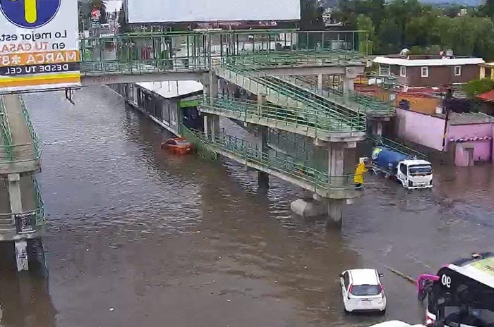 Lluvia-causa-daños-en-Tlalnepantla-Cuautitlán-Izcalli-y-Acolman-2.jpg